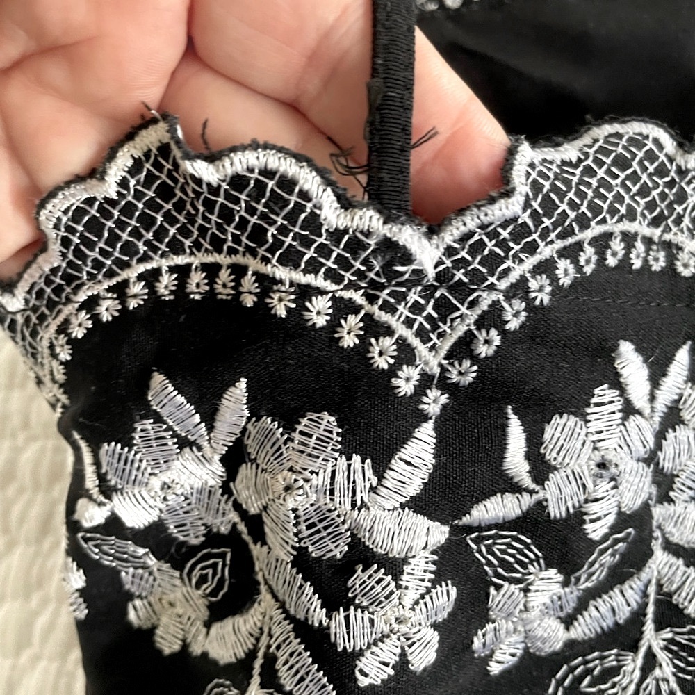 Vintage Black Fit and Flare Dress with White Floral Embroidery by CDC. Size 6P. - Picture 3 of 9